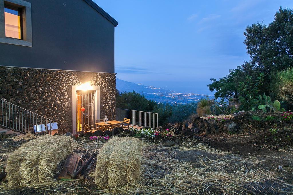 Вилла Ecoagriturismo Notti Stellate Etna Mare Маскали Экстерьер фото