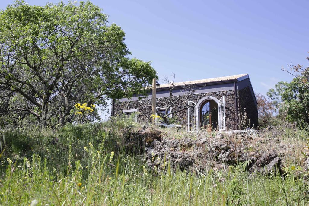 Вилла Ecoagriturismo Notti Stellate Etna Mare Маскали Экстерьер фото