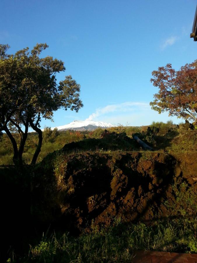 Вилла Ecoagriturismo Notti Stellate Etna Mare Маскали Экстерьер фото